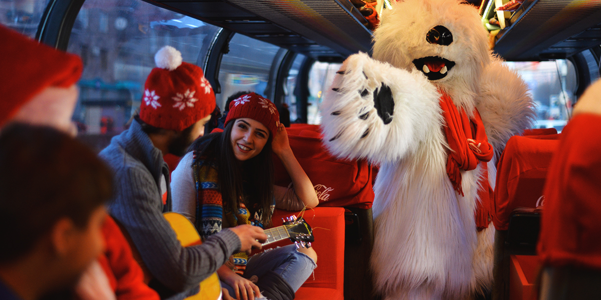 COCA-COLA HAPPINESS BUS 